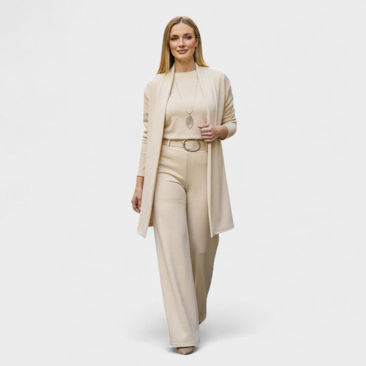 Алина | Луксозен и комфортен три части