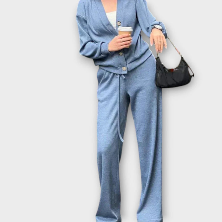 Шантал – Комплект от кардиган и панталони