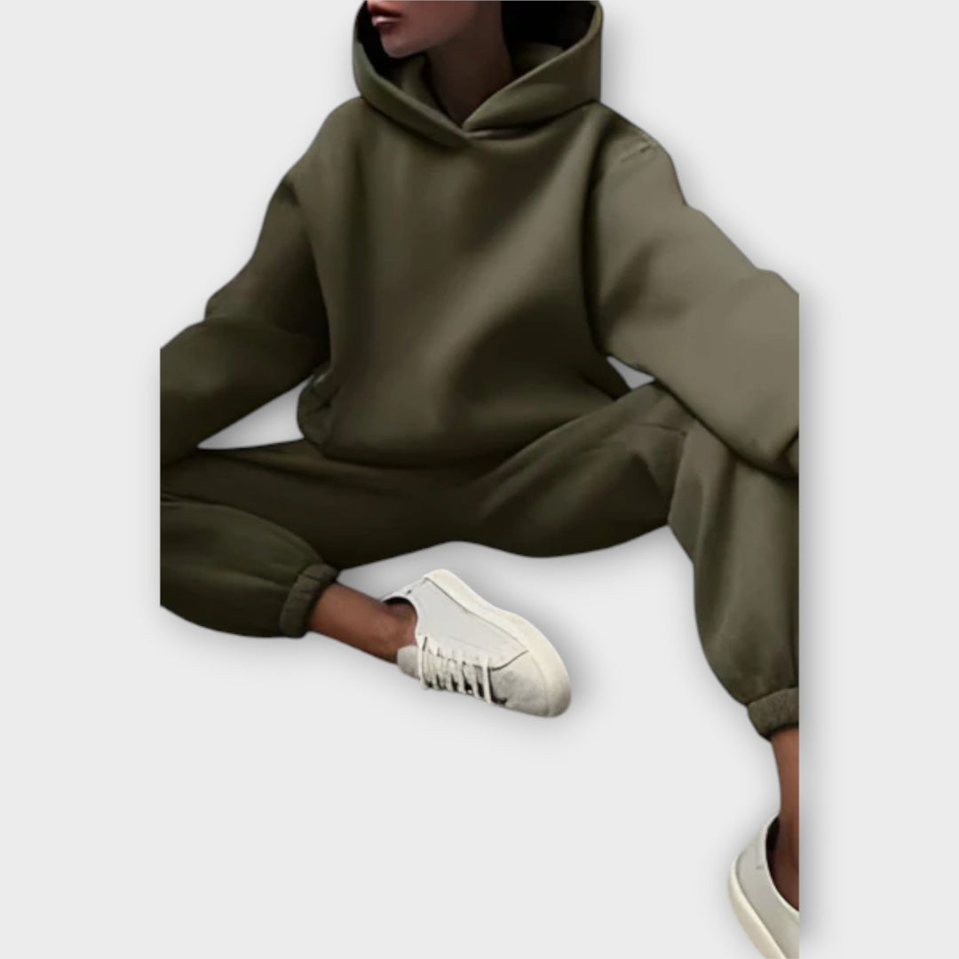 Кристин - меко спортно облекло