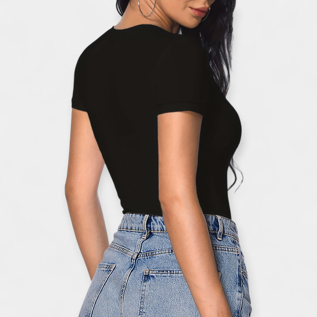 Летен бодита във V-форма