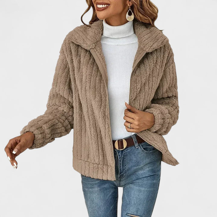 Ерика | Плюшена яке