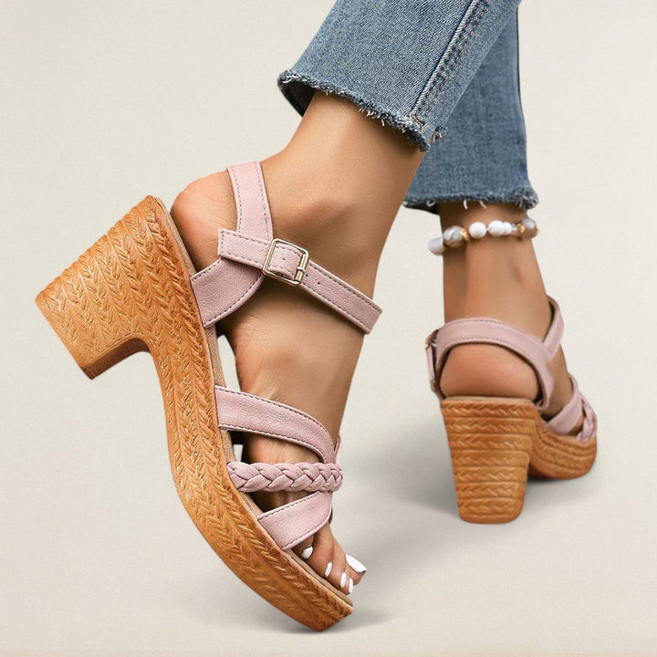 Дитка – стабилна елегантност за всеки ден