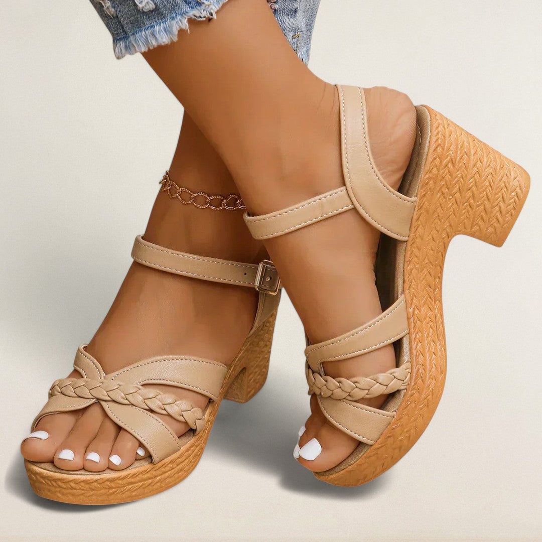 Дитка – стабилна елегантност за всеки ден