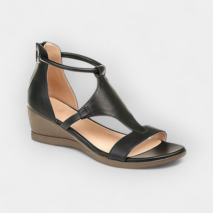 Сандали за комфорт през целия ден