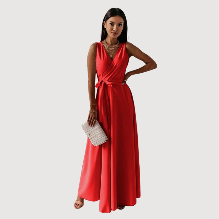 ДАНА | дълги рокли с V-образно деколте