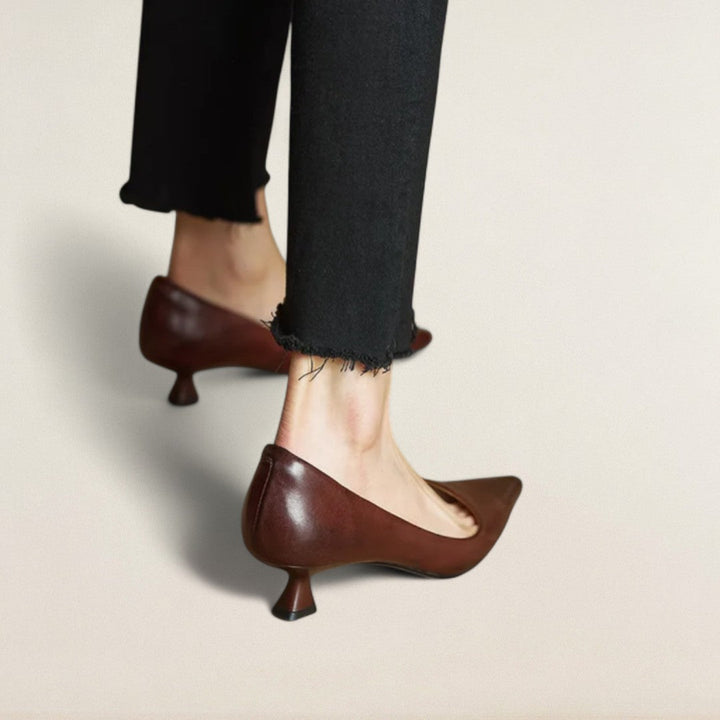 Люси – безвременна елегантност за всеки ден