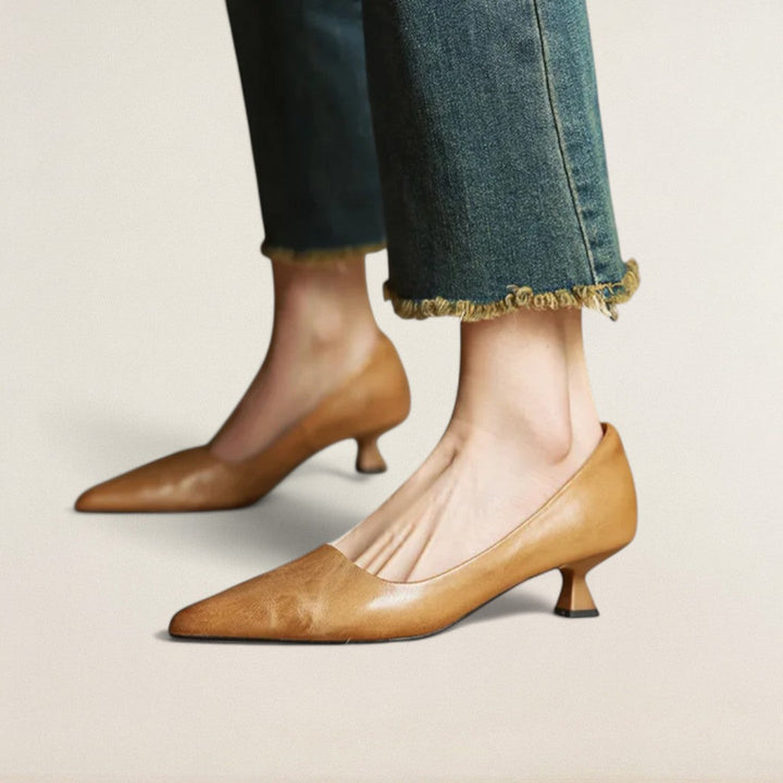 Люси – безвременна елегантност за всеки ден