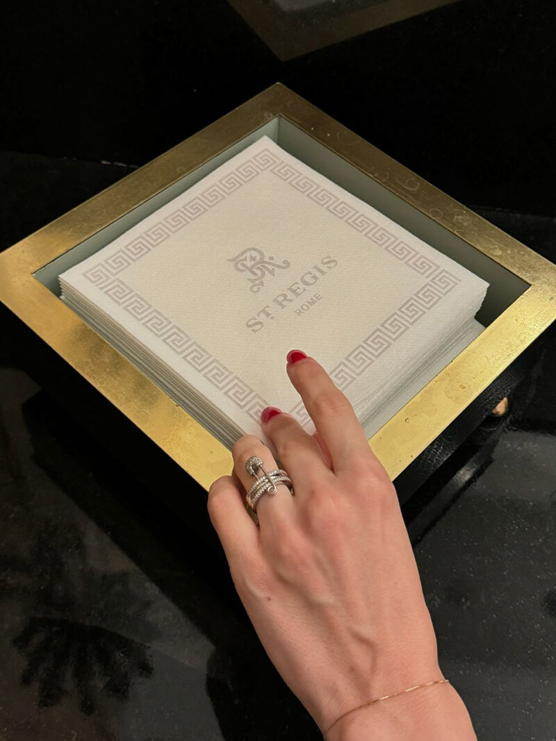 Моника Пръстен