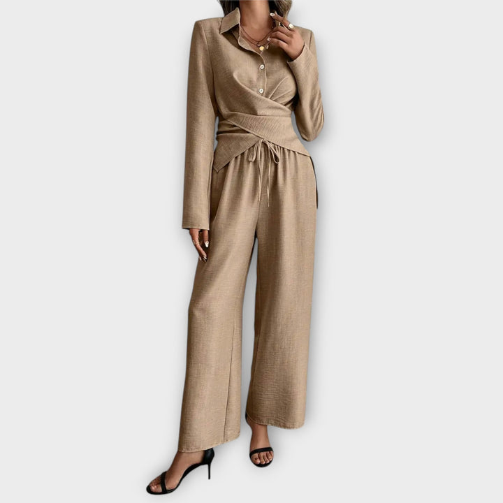 Ливия - Елегантен комплект от две части