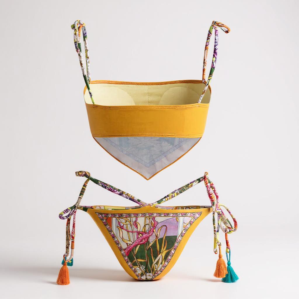 ДЖУЛИЯ | Бикини комплект с цветен принт