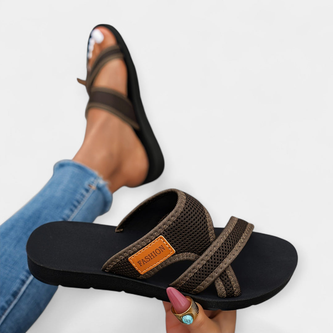 Летни сандали с мрежа