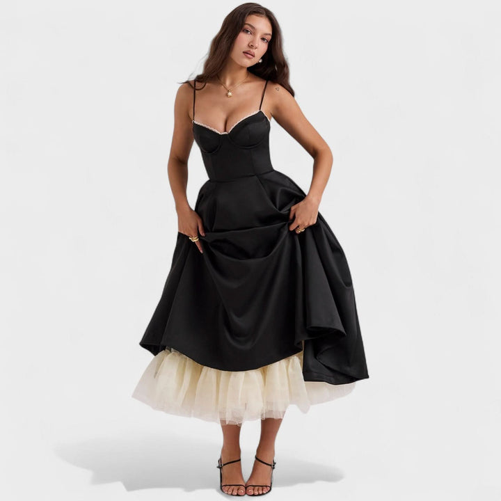 Клара Рокля – Ретро Елегантност