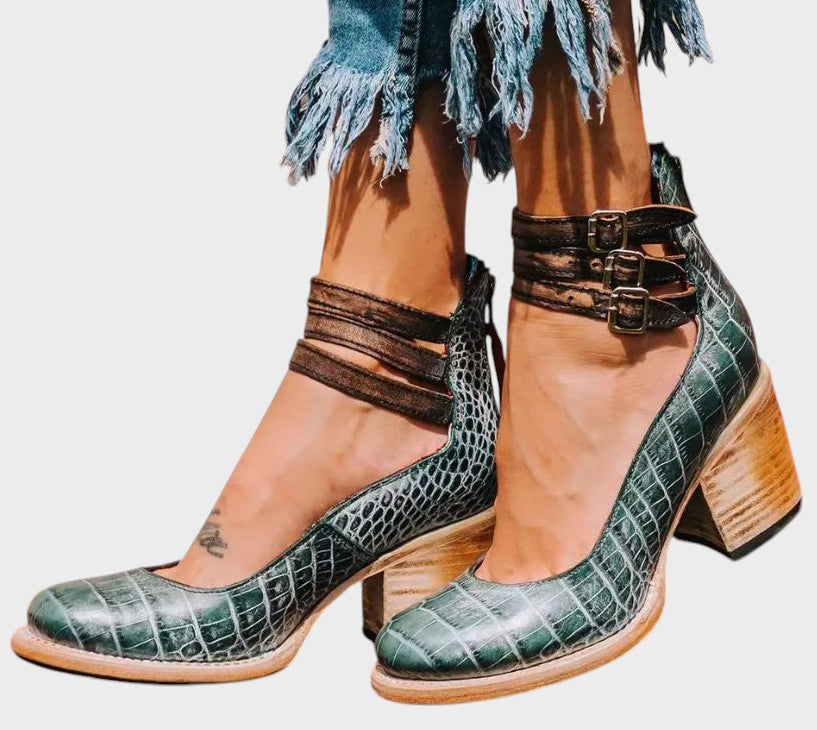 Ясемин | Високи токчета с катарама