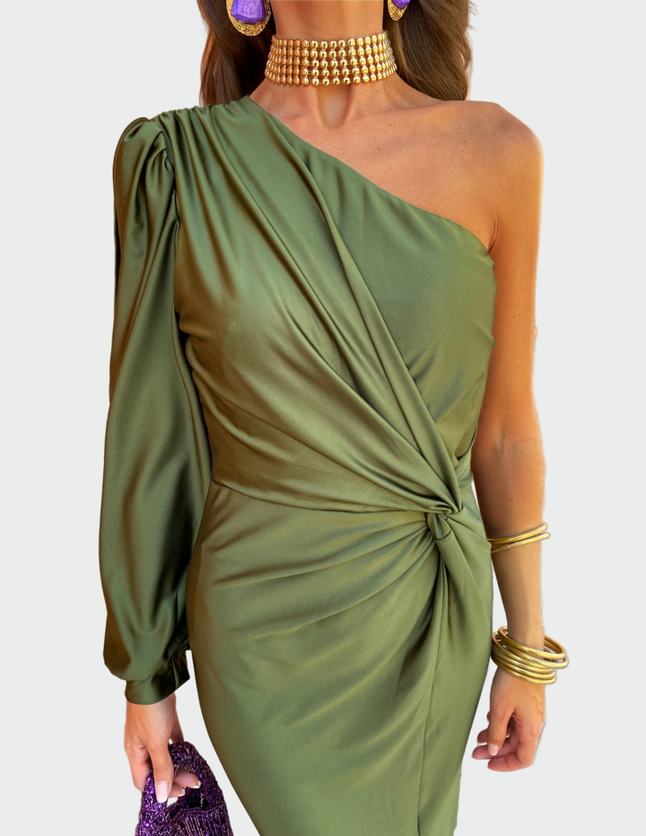 Елегантна черна лятна рокля